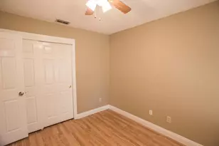 9513 Laguna Lake Way, Elk Grove, CA 95758 - Photo 40