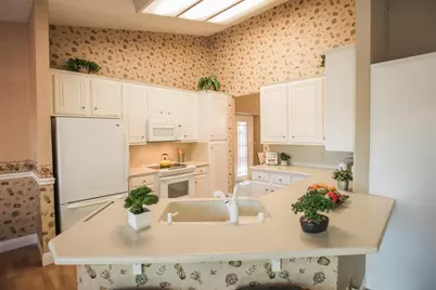 9513 Laguna Lake Way, Elk Grove, CA 95758 - Photo 20