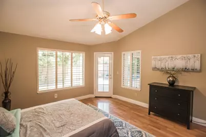9513 Laguna Lake Way, Elk Grove, CA 95758 - Photo 38