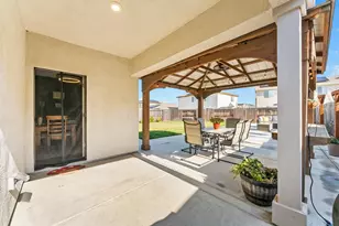 781 Chalice Creek Dr, Plumas Lake, CA 95961 - Photo 42