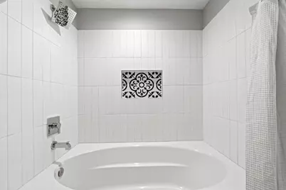 7360 Gardner Avenue, Sacramento, CA 95828 - Photo 16