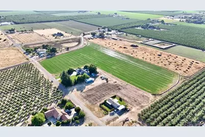 1137 Apricot Avenue, Patterson, CA 95363 - Photo 12