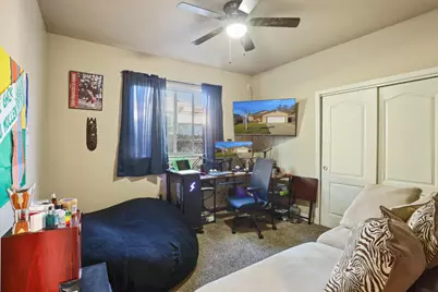 321 E Euclid Avenue, Stockton, CA 95204 - Photo 22