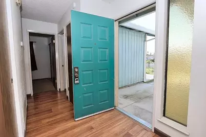 4406 Tallyho Drive, Sacramento, CA 95826 - Photo 6