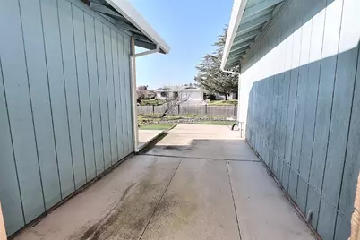 4406 Tallyho Drive, Sacramento, CA 95826 - Photo 4