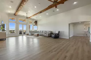 8300 Jantzen Rd, Modesto, CA 95357 - Photo 26