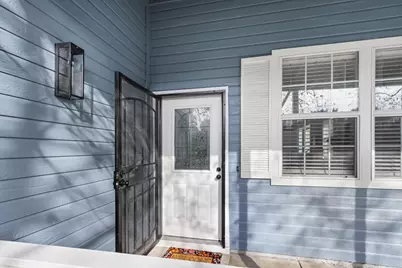 225 Creekside Way, Winters, CA 95694 - Photo 2