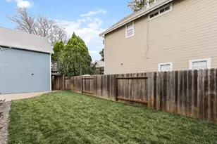 225 Creekside Way, Winters, CA 95694 - Photo 32