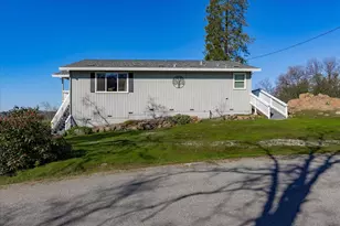 10596 Oak Dr, Grass Valley, CA 95949 - Photo 32