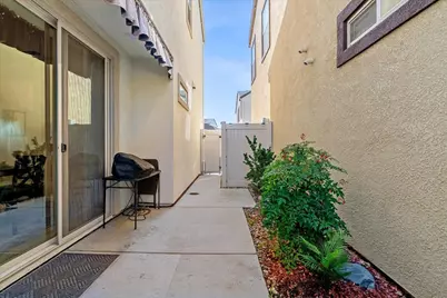 9287 Mystic Lake Aly, Sacramento, CA 95829 - Photo 30