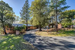 13771 West Ct, Pine Grove, CA 95665 - Photo 1