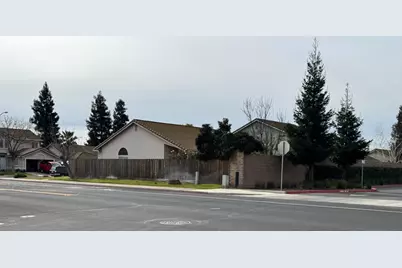 805 Cole Avenue, Turlock, CA 95382 - Photo 22