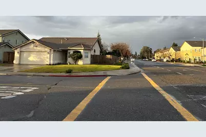 805 Cole Avenue, Turlock, CA 95382 - Photo 24