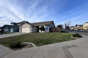 805 Cole Ave, Turlock, CA 95382 - Photo 2