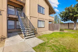 414 Cherry Ln, Manteca, CA 95337 - Photo 2