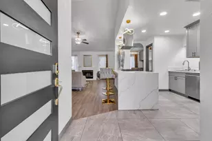 8604 Luciano Ct, Sacramento, CA 95828 - Photo 6