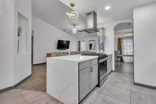 8604 Luciano Ct, Sacramento, CA 95828 - Photo 10