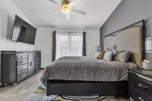 8604 Luciano Ct, Sacramento, CA 95828 - Photo 18