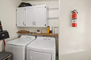 Hobbs Ln, Sacramento, CA 95842 - Photo 34