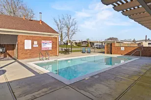 Hobbs Ln, Sacramento, CA 95842 - Photo 26