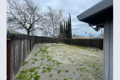 4945 Travertine Circle, Sacramento, CA 95841 - Photo 12