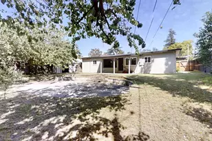 2433 Gwen Dr, Sacramento, CA 95825 - Photo 22