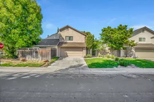 985 Camphor St, Manteca, CA 95337 - Photo 2