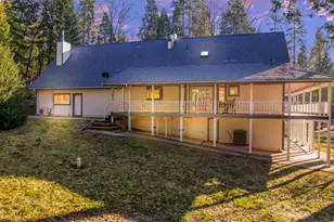 12790 Madrone Forest Dr, Nevada City, CA 95959 - Photo 2