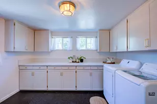 1305 Fiori Ave, Modesto, CA 95350 - Photo 26