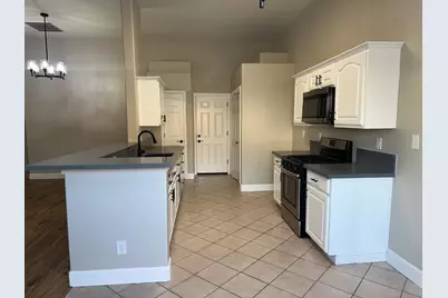 3096 Castle Rock Court, Ceres, CA 95307 - Photo 8