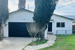 209 Locust St, Modesto, CA 95351 - Photo 1