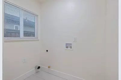 697 E Scott Avenue, Fresno, CA 93710 - Photo 14