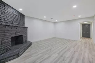 697 E Scott Ave, Fresno, CA 93710 - Photo 22