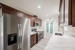 6920 Maita Cir, Sacramento, CA 95820 - Photo 4