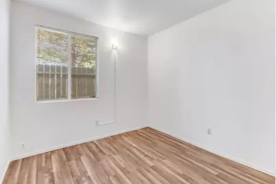 8203 Gardenside Court, Sacramento, CA 95829 - Photo 26