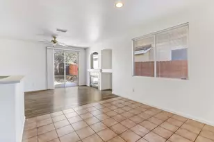 8203 Gardenside Ct, Sacramento, CA 95829 - Photo 8