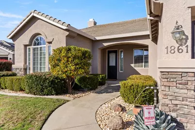 1861 Colin Court, Yuba City, CA 95993 - Photo 4