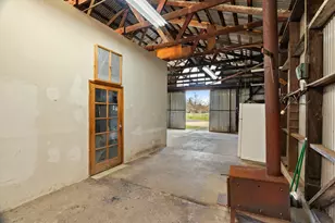 5610 N Confer Rd, Stockton, CA 95215 - Photo 22