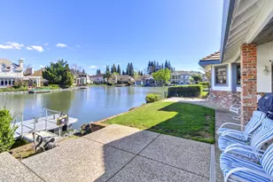 842 Cobble Cove Ln, Sacramento, CA 95831 - Photo 4