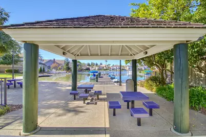 842 Cobble Cove Lane, Sacramento, CA 95831 - Photo 68