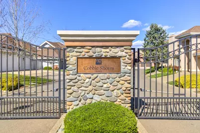 842 Cobble Cove Lane, Sacramento, CA 95831 - Photo 2