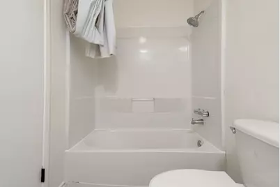 1009 Springoak Way, Stockton, CA 95209 - Photo 32