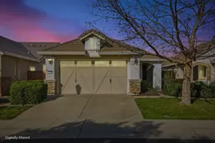 7713 Peak Forest Way, Elk Grove, CA 95757 - Photo 2