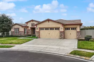 2498 Pepper Tree Ln, Manteca, CA 95336 - Photo 4