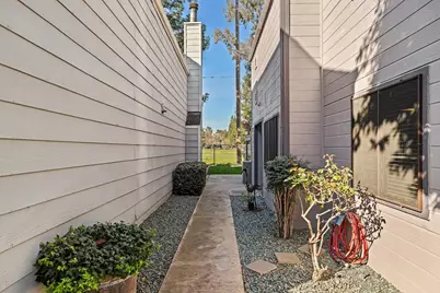 427 Golf Cir West, Manteca, CA 95337 - Photo 4