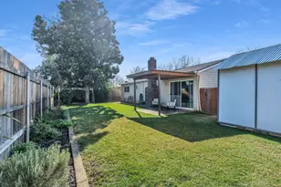 6221 Jack London Cir, Sacramento, CA 95842 - Photo 32