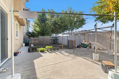 10525 Lake Point Avenue, Stockton, CA 95219 - Photo 26
