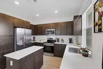 898 Lake Park Circle, Galt, CA 95632 - Photo 8