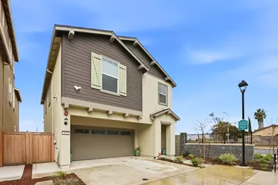 898 Lake Park Circle, Galt, CA 95632 - Photo 2
