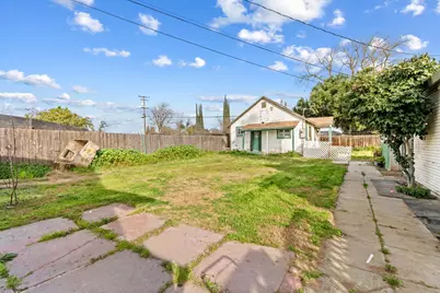 1438 Normandy Drive, Modesto, CA 95351 - Photo 14